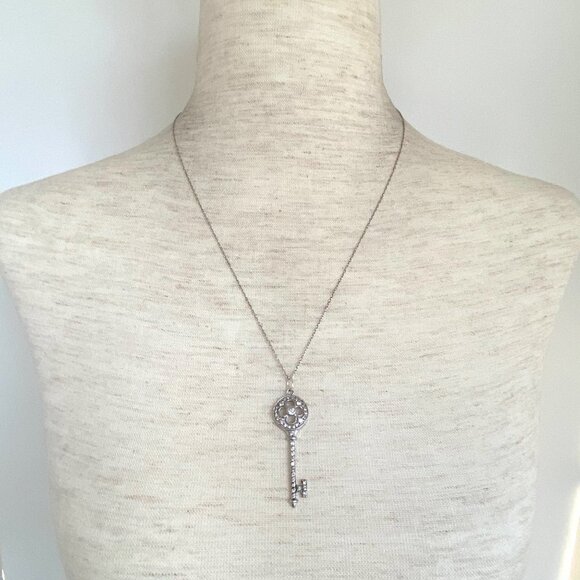 Sterling Silver 925 2" Cubic Zirconia CZ Key Pendant Necklace 20" Cable Chain - Picture 2 of 16